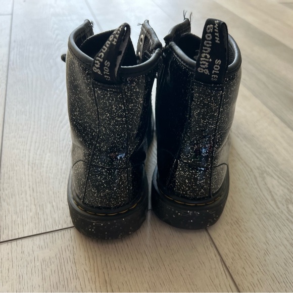 Doc Martens 1460 Girls Lace-Up Ankle Boot Black Glitter Combat Boots - Picture 4 of 8